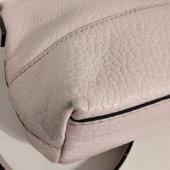 Kate Spade Cream Crossbody Bag‎ with Minimalist Design - Picture 15 of 16
